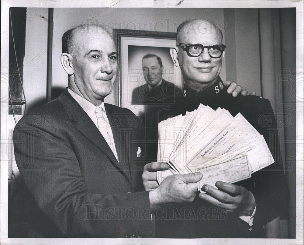 1958 Press Photo Fire Commissioner Robert Quinn &amp; Major Harold Crowell - Historic Images