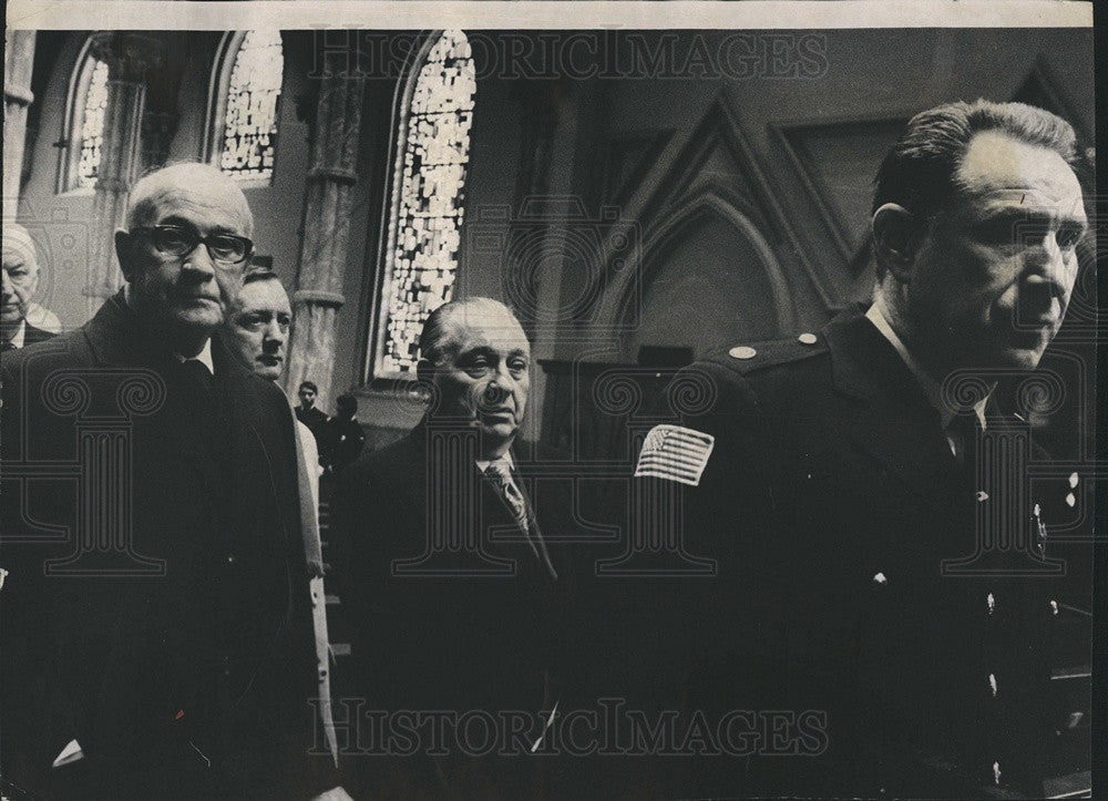 1973 Press Photo Fire Commissioner Robert J. Quinn and Mayor Richard Daley - Historic Images