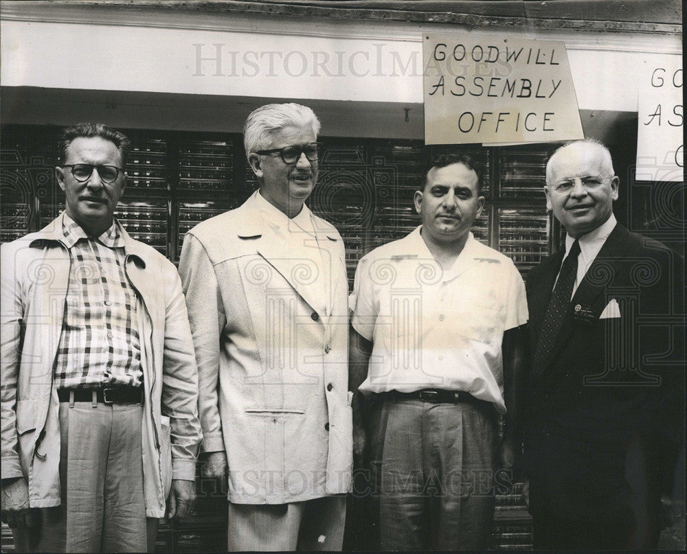 1955 Press Photo Executive staff of Goodwill Industries - Historic Images