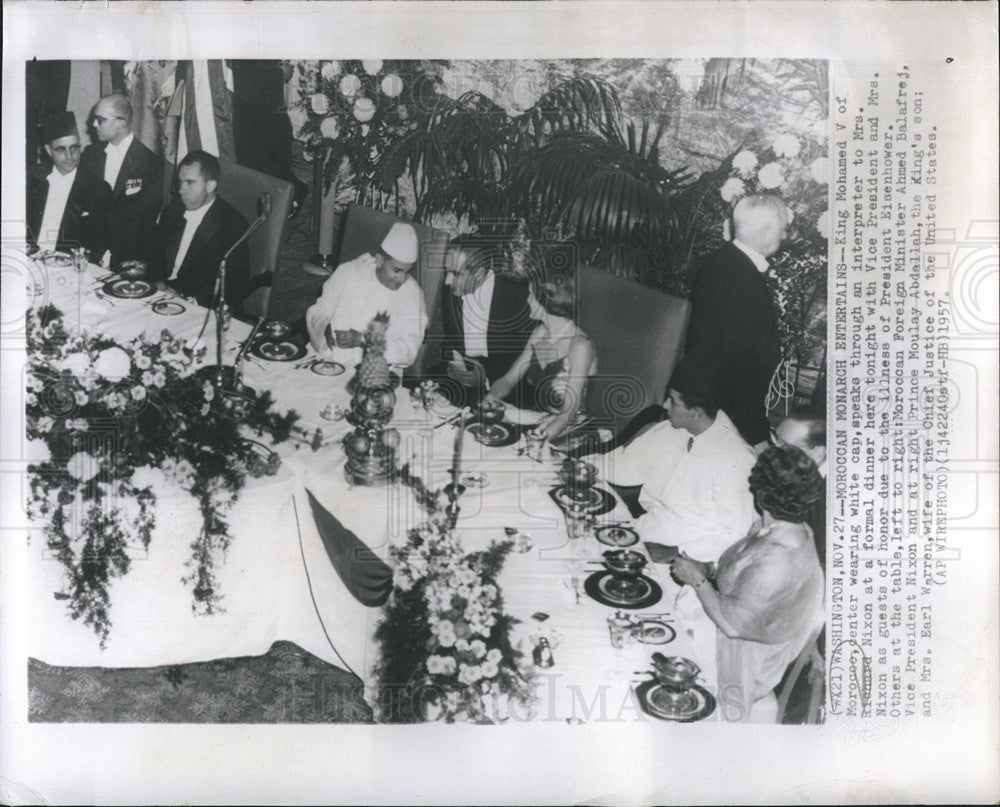 1957 Press Photo King Mohammed V of Morocco with Mrs Nixon Washington - Historic Images