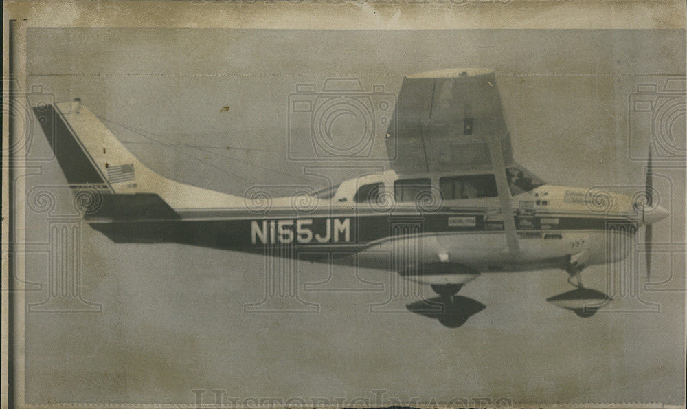 1966 Press Photo Mrs Jerrie Mock Piloting Plane on Record Making Flight - Historic Images