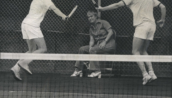 1973 Press Photo John Paczkowski and Jim Merkel go after shot to win s ...