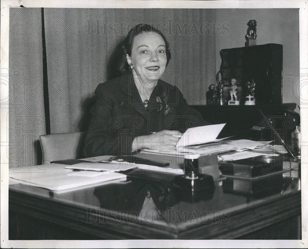 1959 Press Photo Mary Nolan From typist To VP Of Chicago Federal Savings - Historic Images