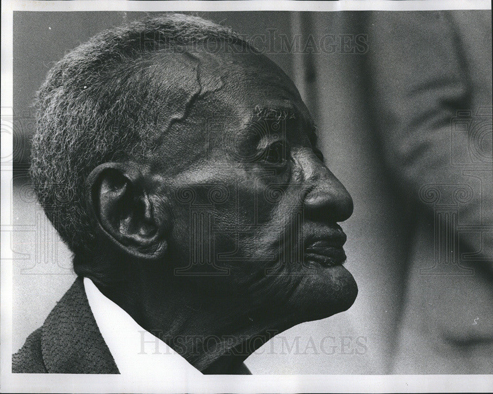1976 Press Photo John Miller Is Chicago's Oldest Citizen On His 111th Bday - Historic Images