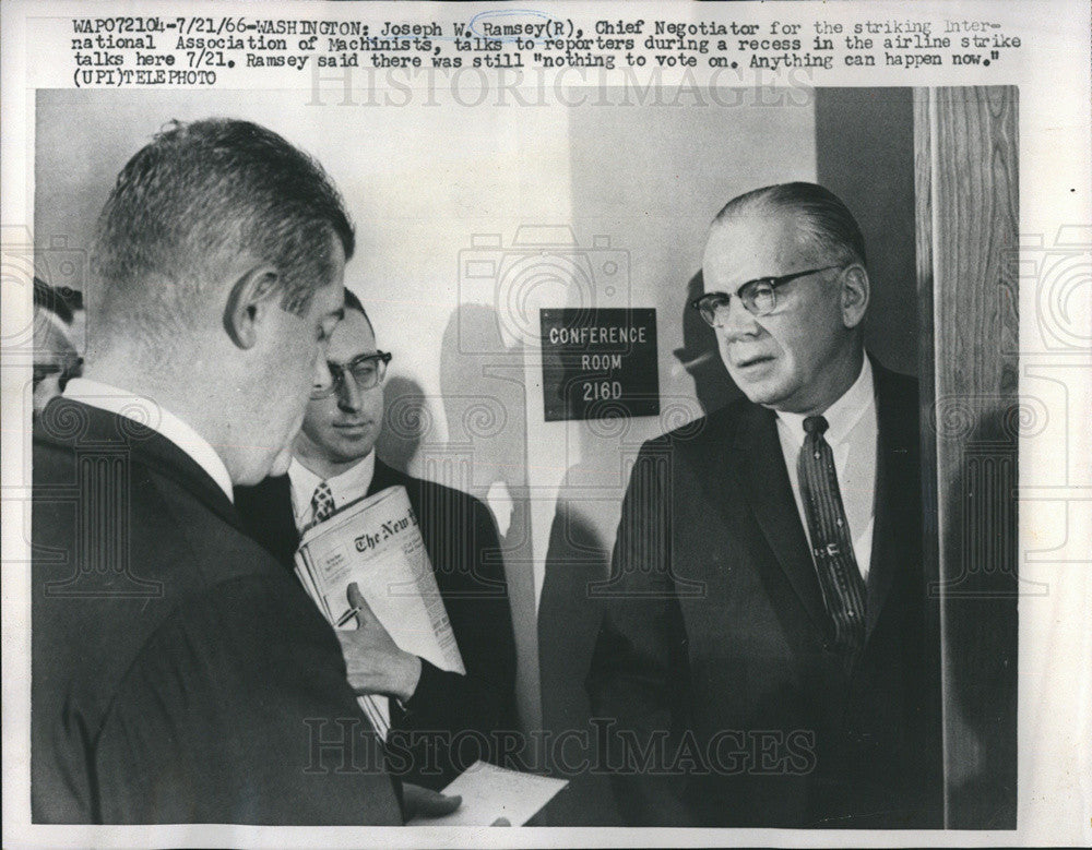 1966 Press Photo Joseph W. Ramsey talks to reporter during recess of airline - Historic Images