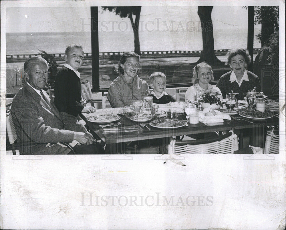 1955 Press Photo Dr James Herbert With Mrs Newton Perry In Santa Barbara CA - Historic Images