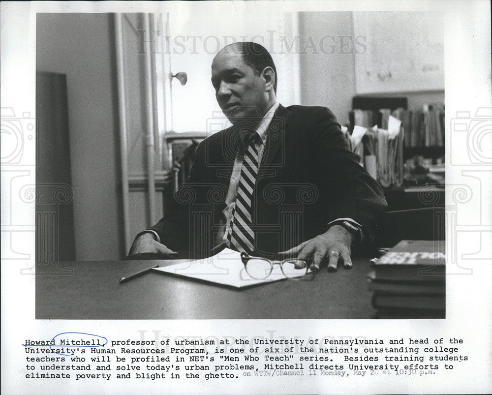 1968 Press Photo Howard Mitchell Univ.of Pennsylvania Professor of Urbanism - Historic Images