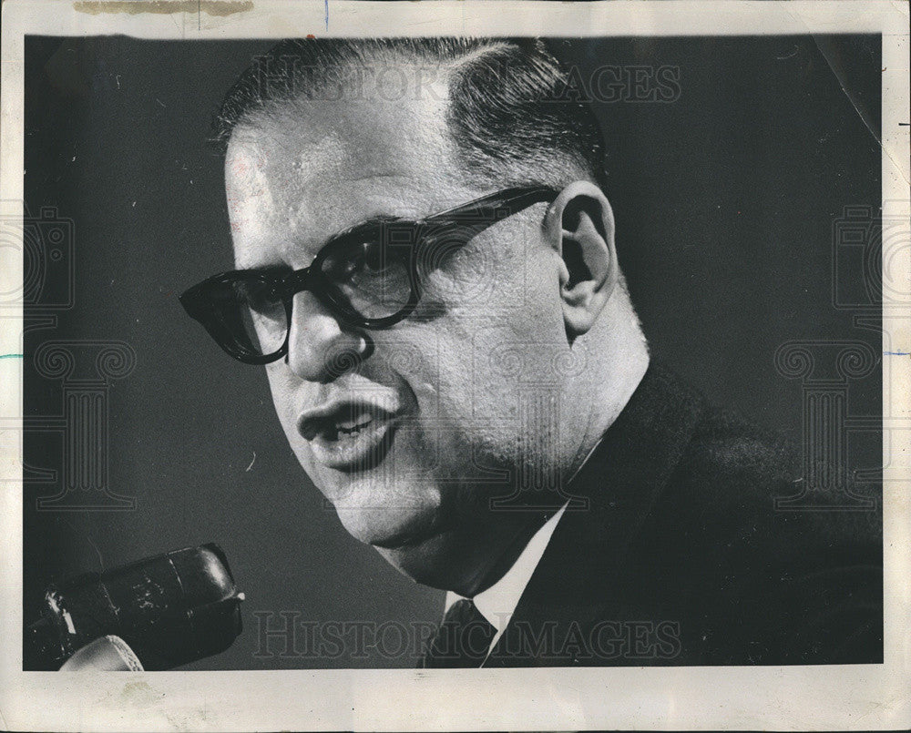 1971 Press Photo of Israeli FM Abba Eban speaking at Jewish United Fund dinner - Historic Images