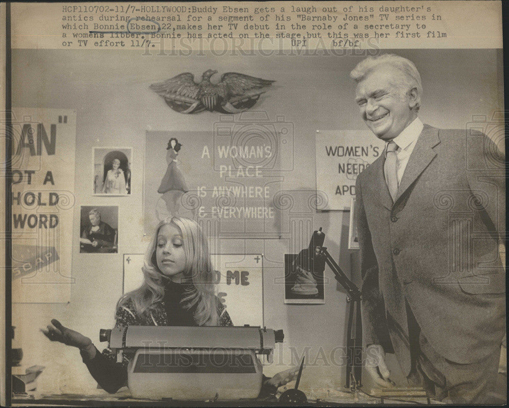 Press Photo Barnaby Jones Series Buddy Ebsen Guest Bonnie Ebsen Secretary - Historic Images