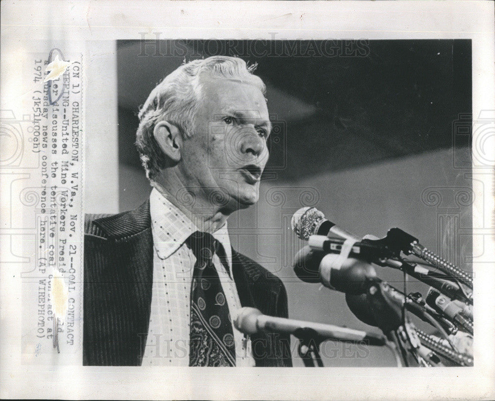 1974 Press Photo United Mine Workers President Arnold Miller Press Conference - Historic Images