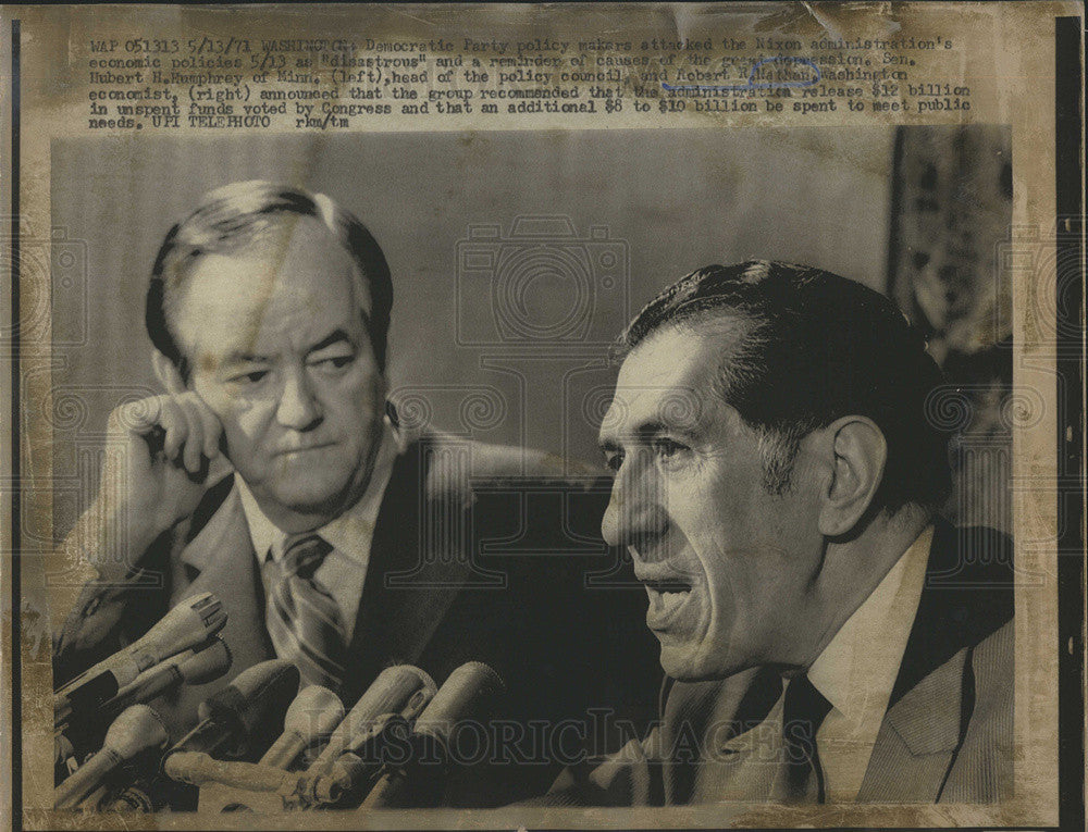 1971 Press Photo Democratic Party Officials Attack Nixxon Adm. Economic Policy - Historic Images