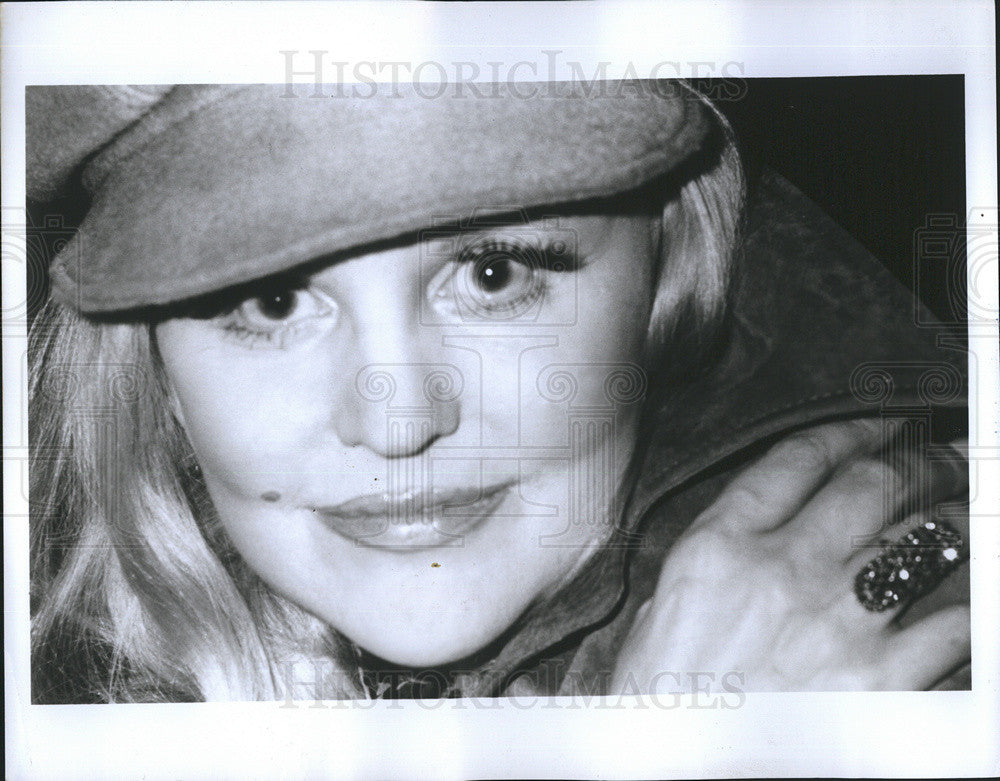 1975 Press Photo Singer Peggy Lee - Historic Images