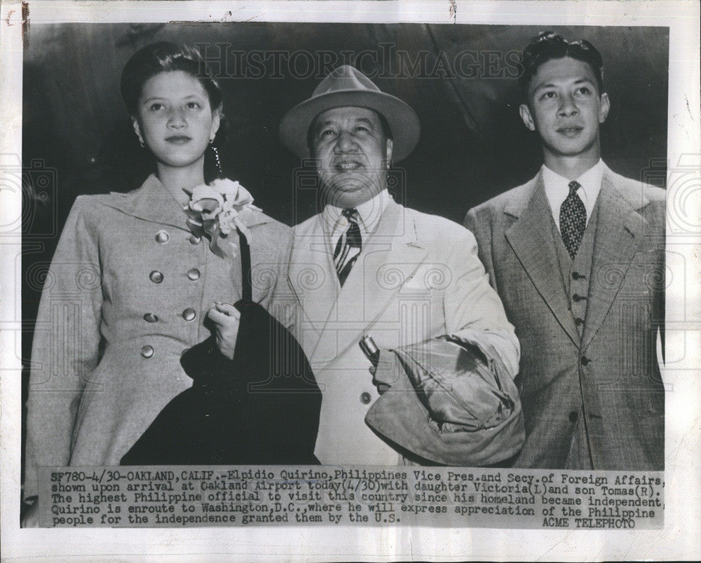 1948 Press Photo Elpidio  Quirino, Philippines VP,  arrival at Oakland Airport - Historic Images