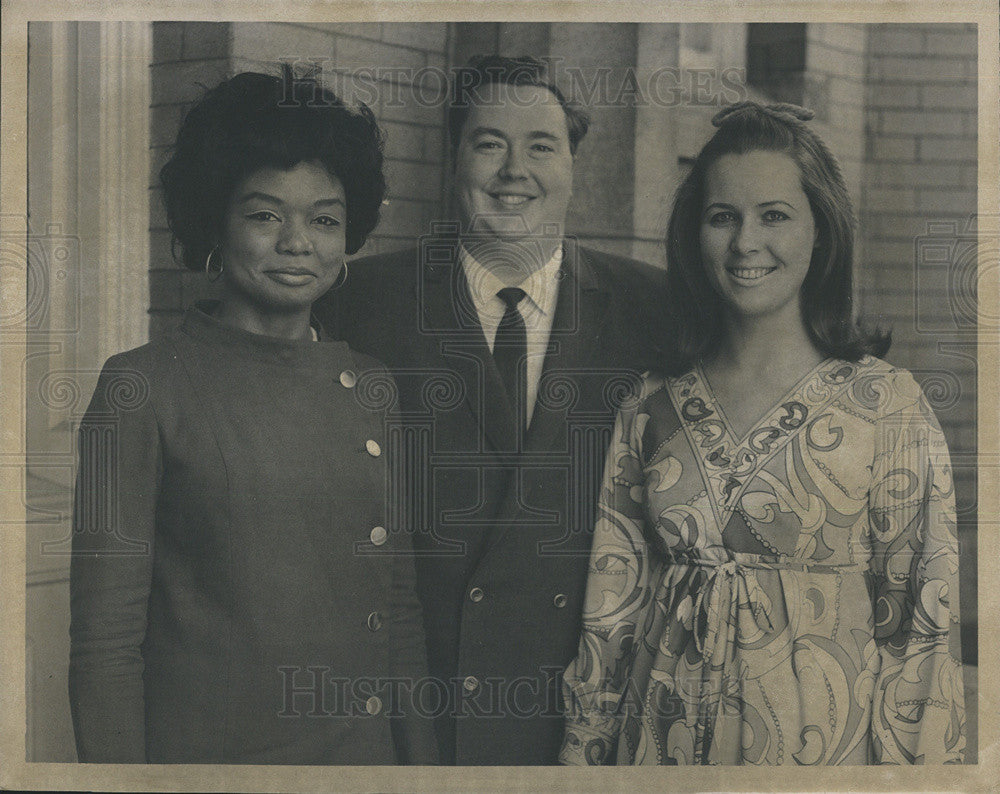 1969 Press Photo Raeschelle Potter, Jeff Troxler, &amp; June Levaco Of SIU Turn Pro - Historic Images