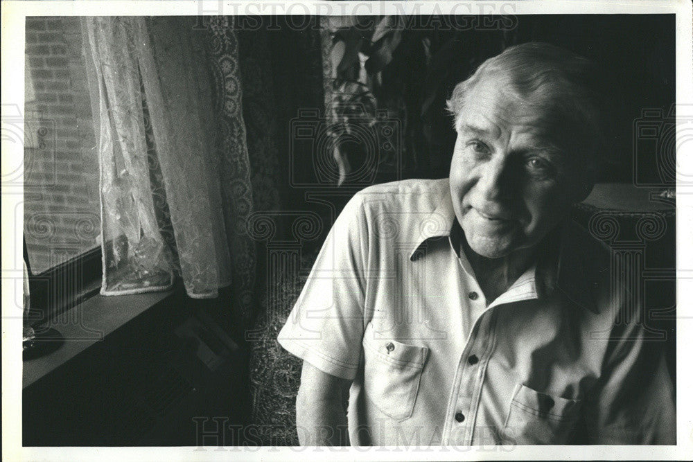 1981 Press Photo Emlyn Williams  Welsh actor, and author. - Historic Images