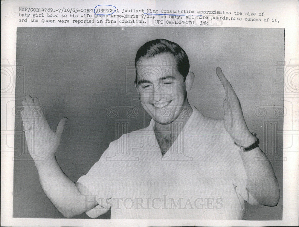 1965 Press Photo of King Constantine of Greece after birth of daughter - Historic Images