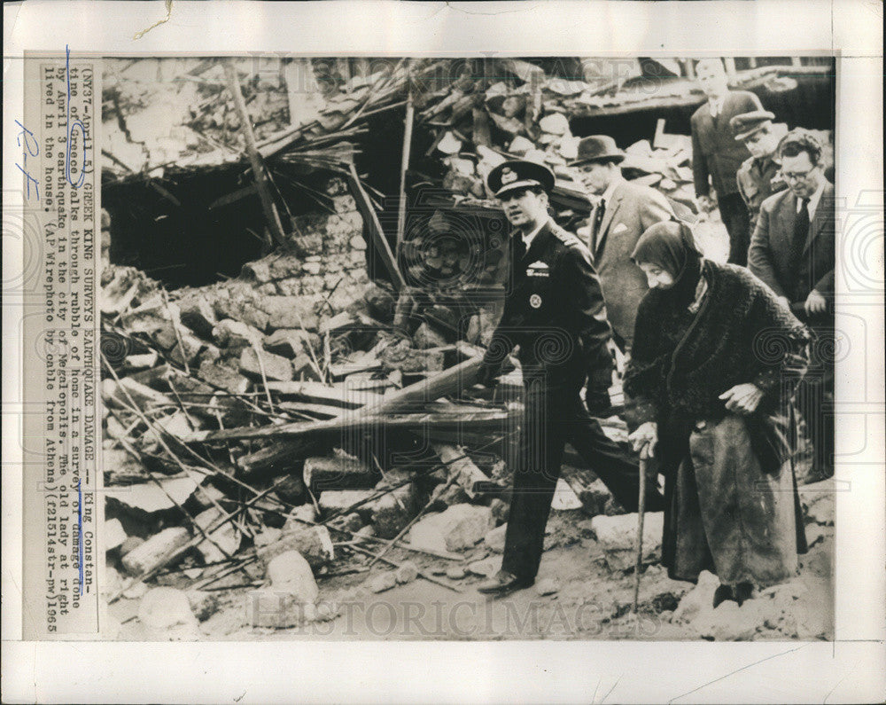 1965 Press Photo King Constantine Surveys Earthquake Damage/Megalopolis Greece - Historic Images