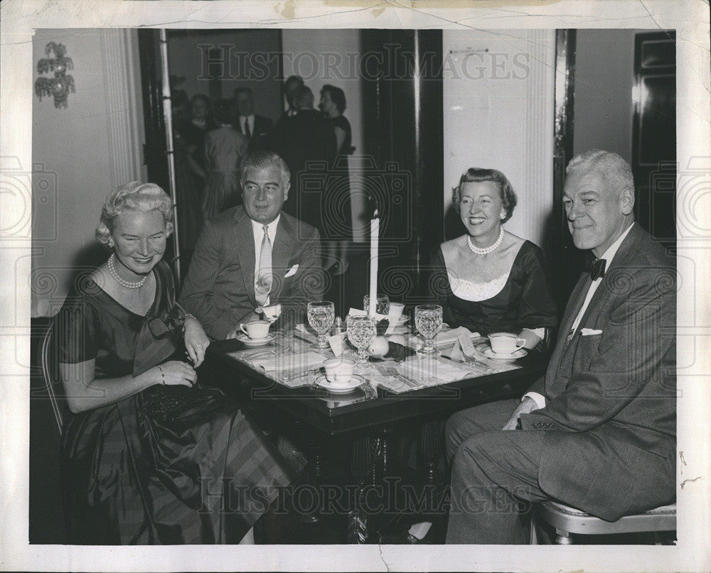 1957 Press Photo Mr. And Mrs. Walter Monroe and Mr. and Mrs. Paul Kimball - Historic Images