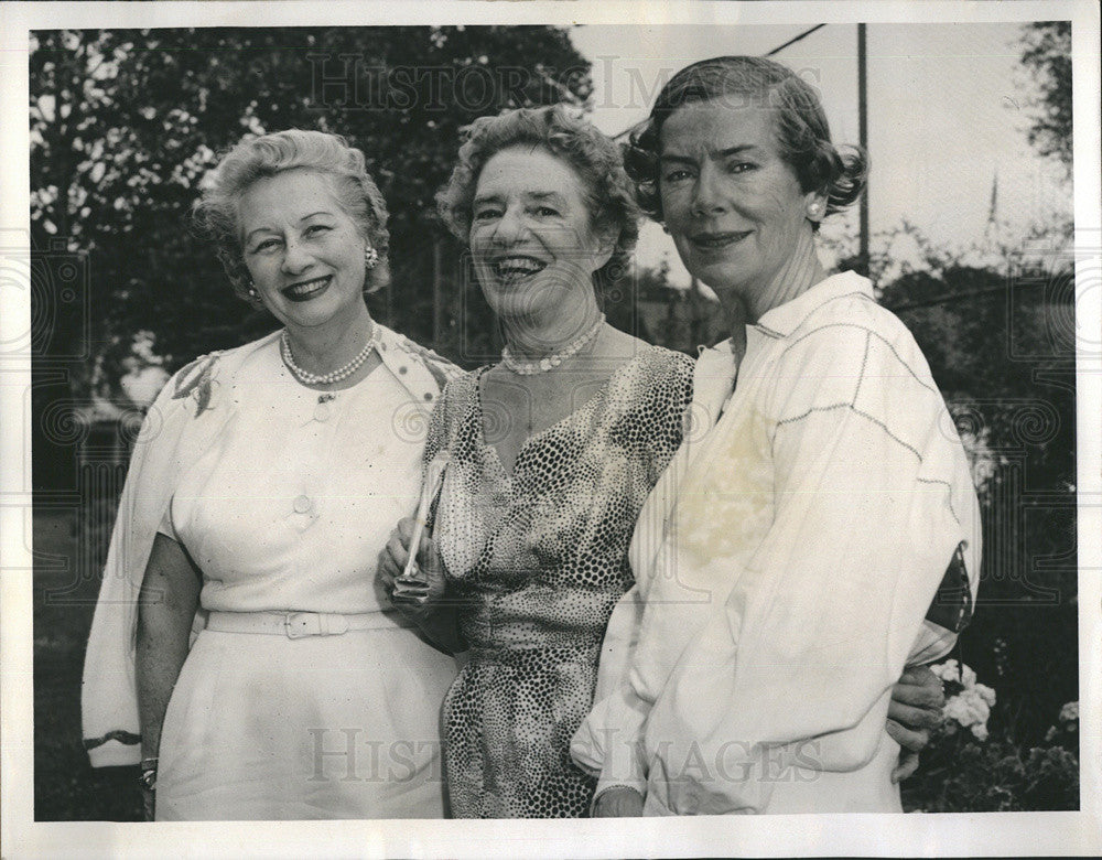 1960 Press Photo Mrs. Walter Monroe, Mrs. Wayne Willis, and Mrs. David Bell Peck - Historic Images