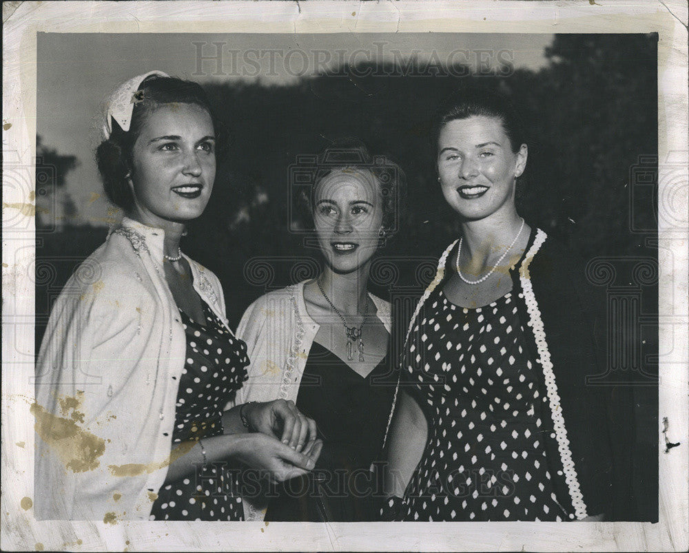 1956 Press Photo Mrs. John R. Montgomery, Darla Brown, Janice Meig Cocktail - Historic Images