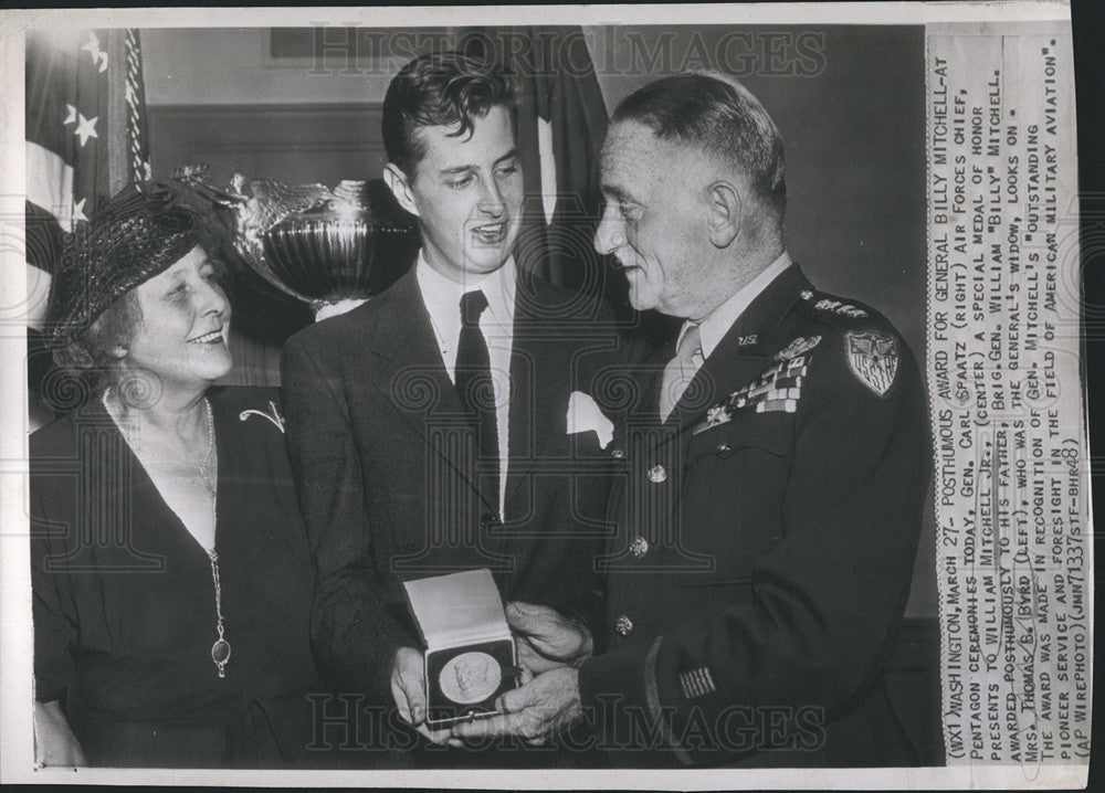 Press Photo Gen. Carl Spaatz, William Mitchell Jr., Mrs. Thomas Byrd - Historic Images