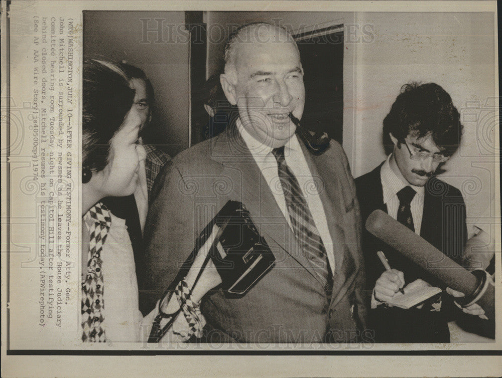 1974 Press Photo Former Attorney General John Mitchell Testifies Watergate Trial - Historic Images