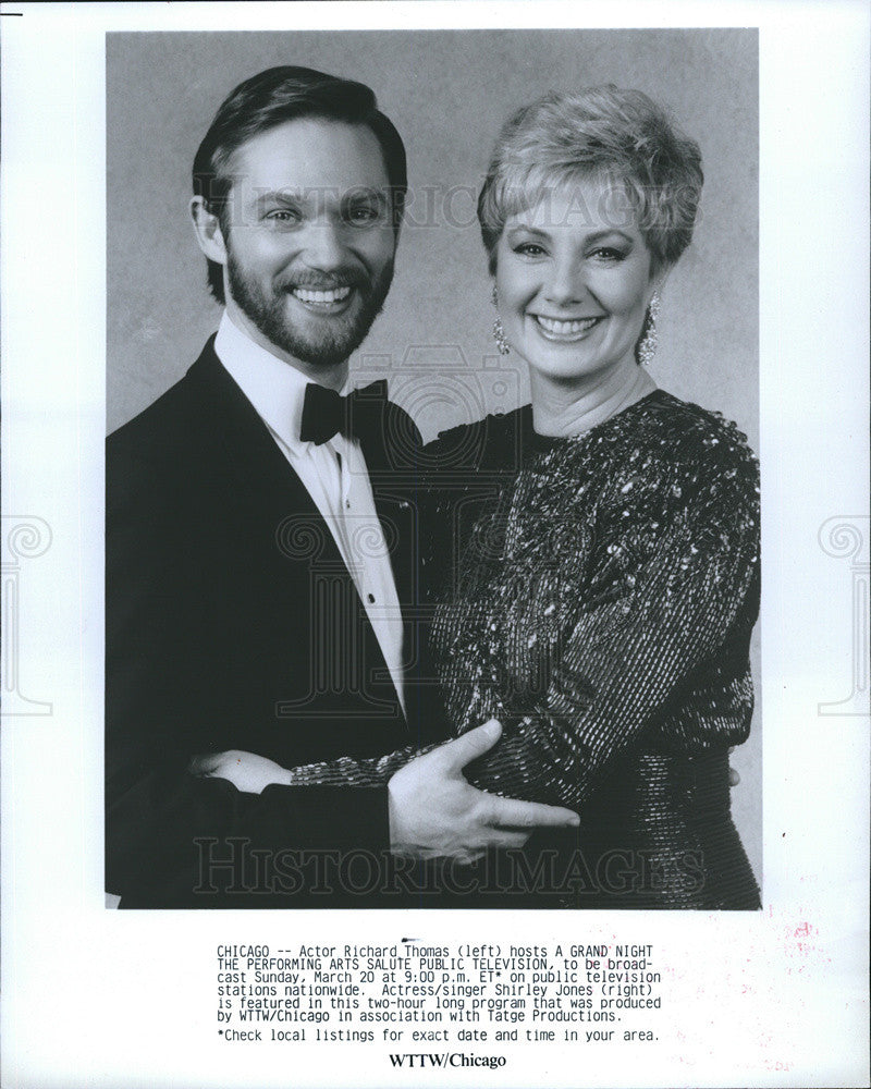 Press Photo Actor Richard Thomas Hosts TV Program Featuring Singer Shirley Jones - Historic Images