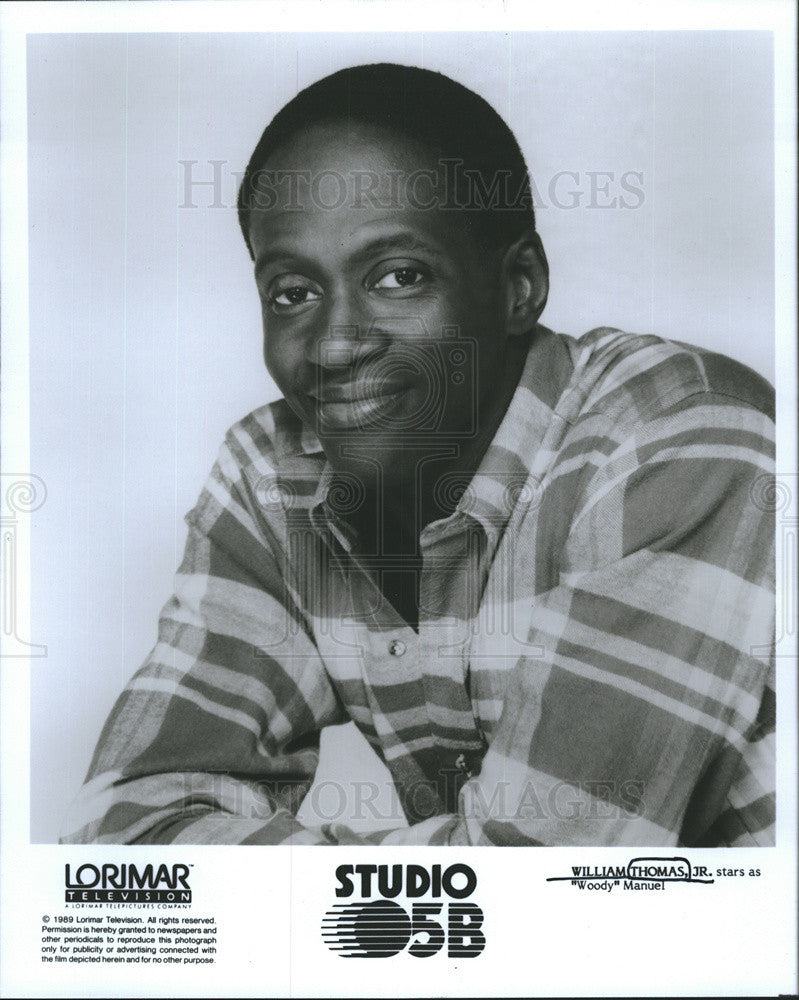 1989 Press Photo Actor William Thomas Jr. In Studio 5B For Lorimar Television - Historic Images