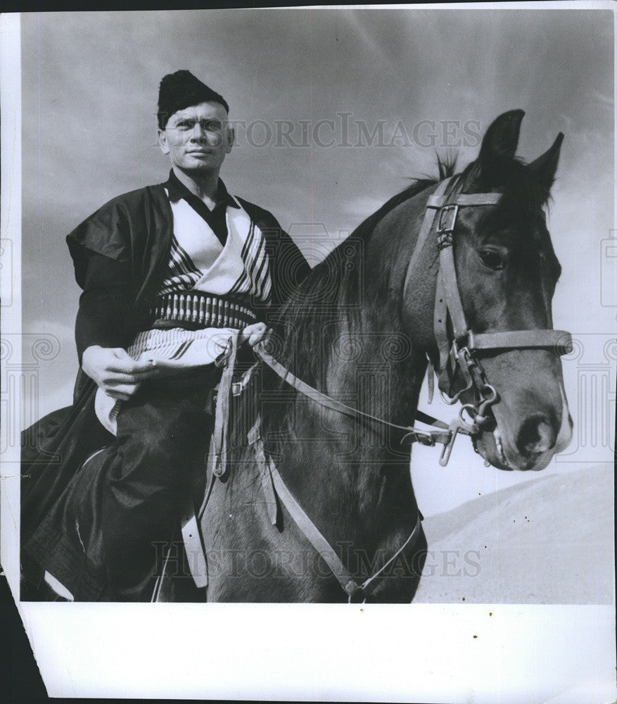 1966 Press Photo Actor Yul Brynner - Historic Images