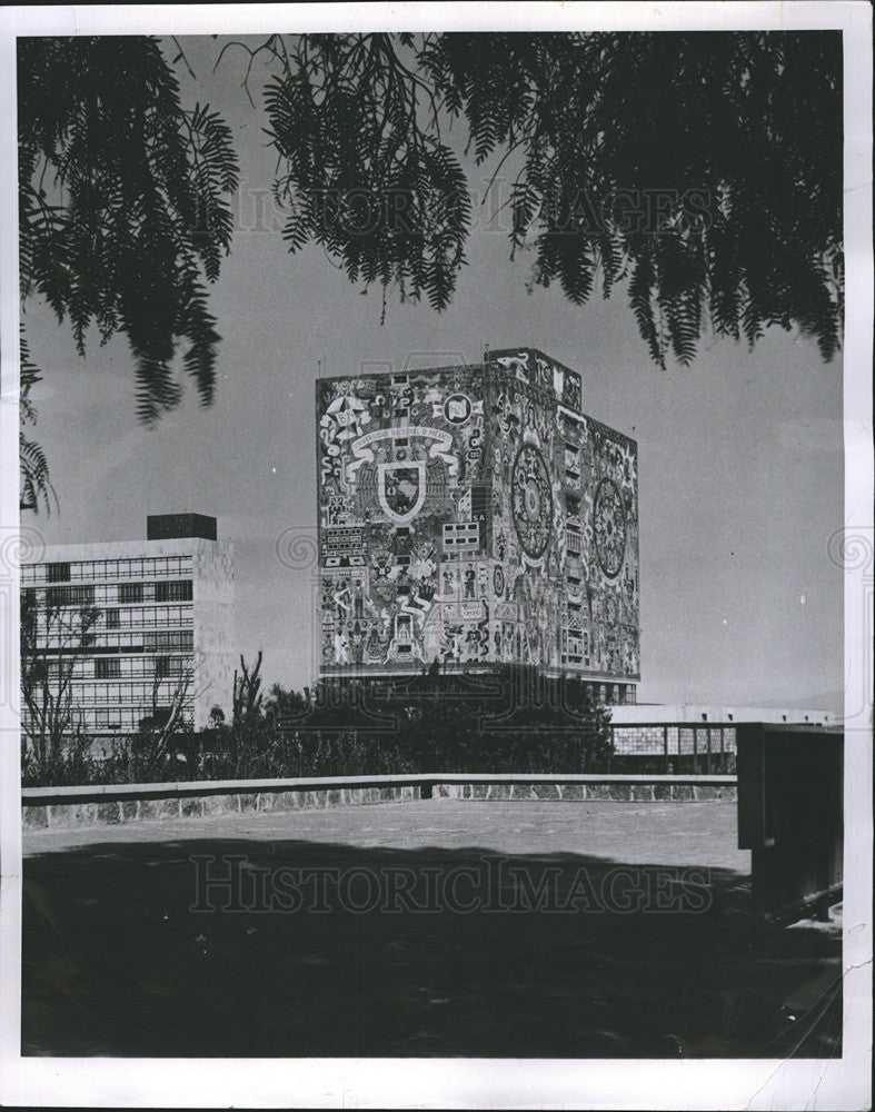 1955 Press Photo The Library of Mexico&#39;a University City Colorful Mosaic Walls - Historic Images