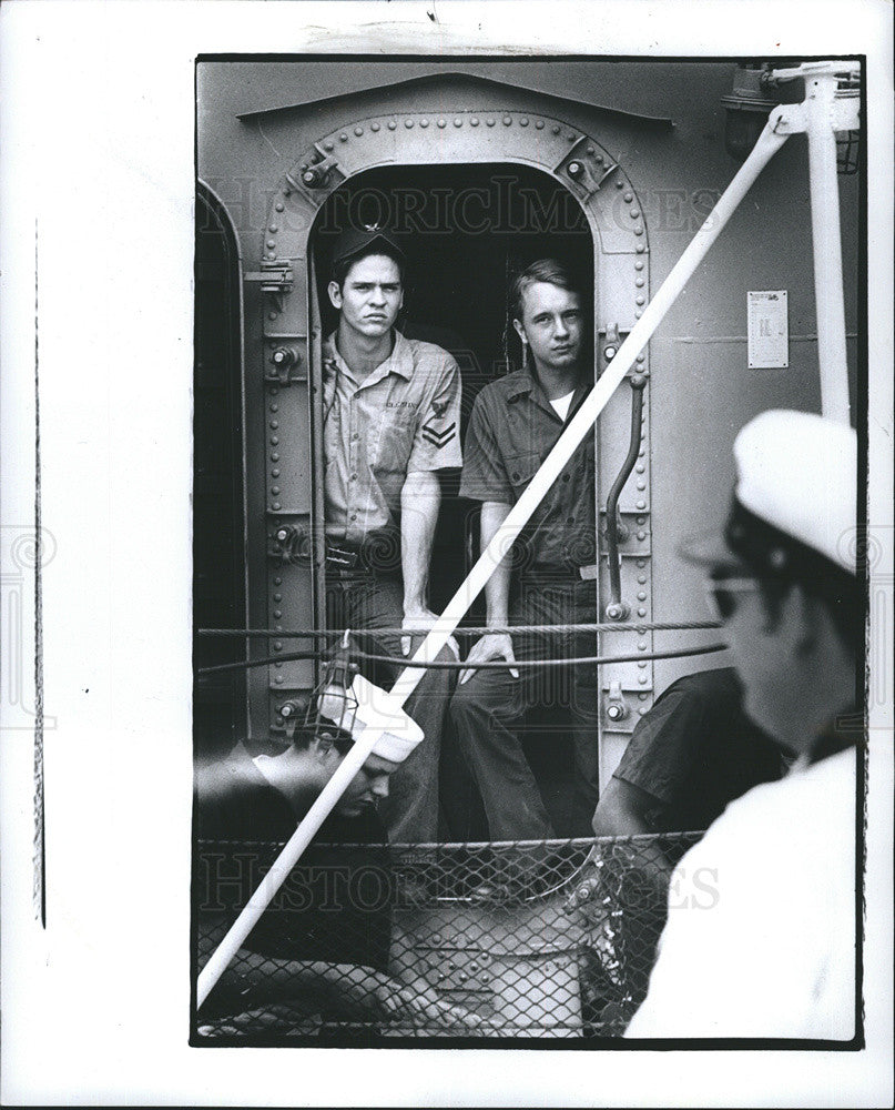 1978 Press Photo of Navy Docking in Detroit. - Historic Images