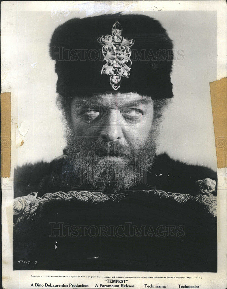 Press Photo Van Heflin in his role as Pugachev in Temptest - Historic Images