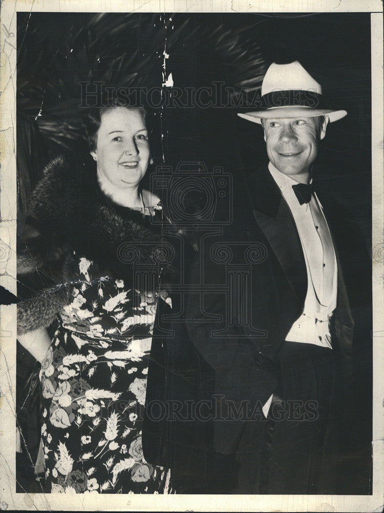 1933 Press Photo Actor Comedian Joe+ E. Brown with his wife at Hollywood. - Historic Images