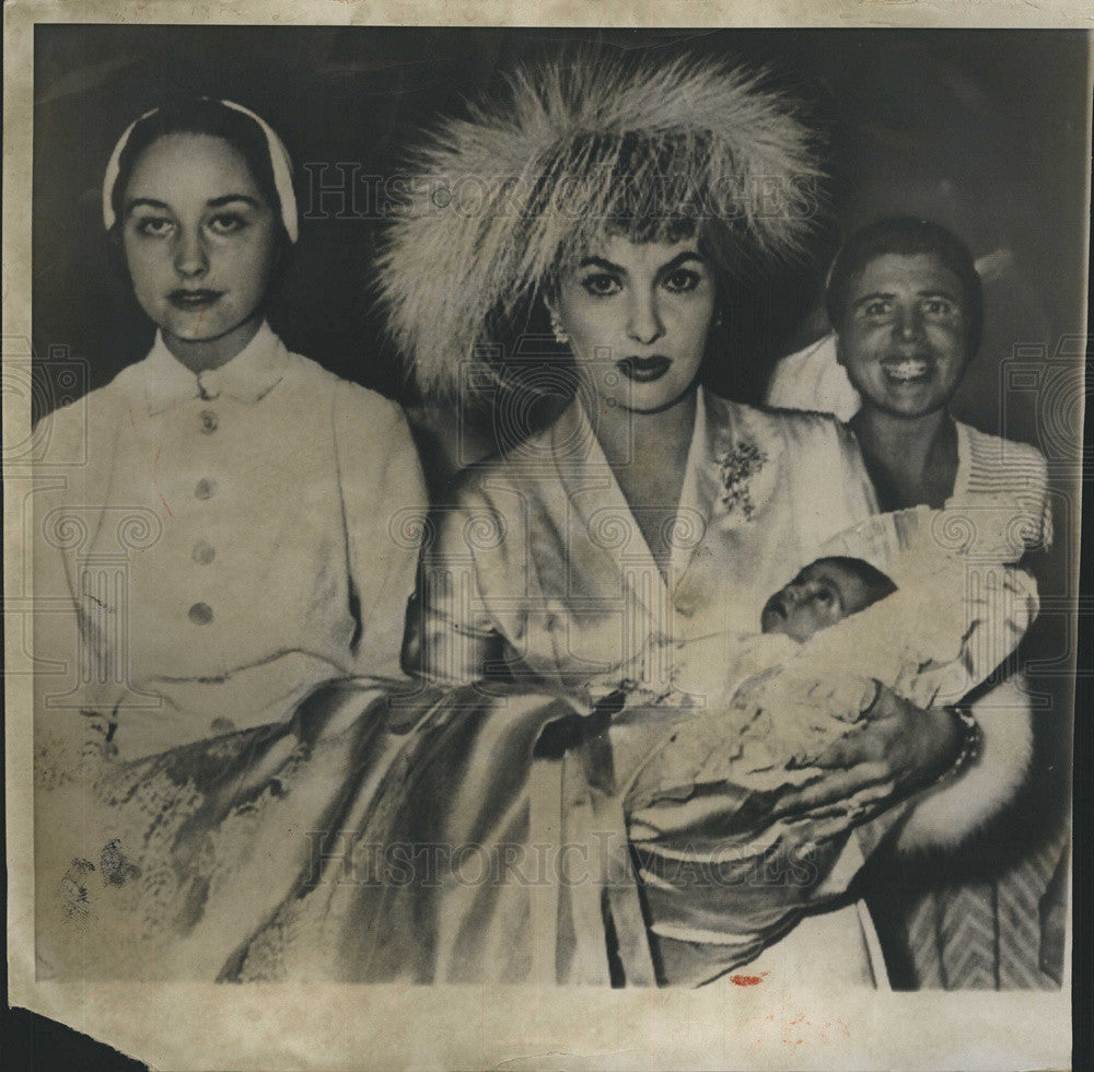 1957 Press Photo Actress Gina Lollabrigida At Christening Of Son Milko Skofic Jr - Historic Images