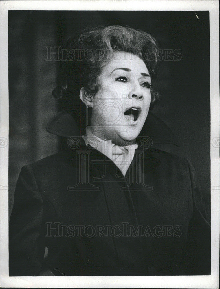 1973 Press Photo Actress Ethel Merman Singing &quot;Ed Sullivan&#39;s Broadway&quot; TV Show - Historic Images