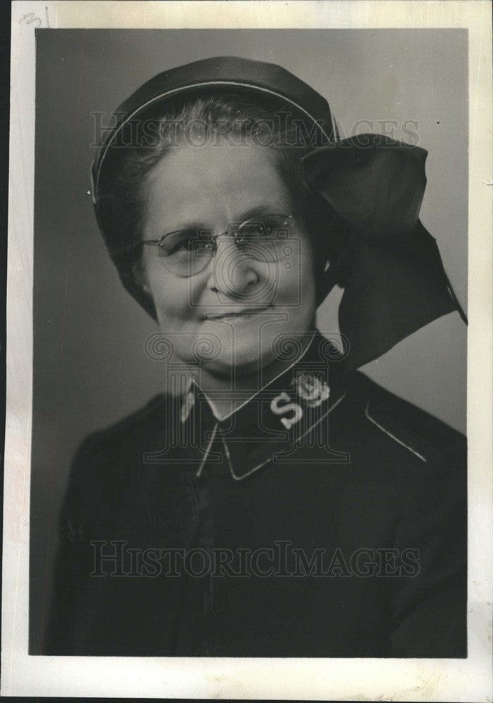 1965 Press Photo Mrs. Holland French, wife of commander Salvation Army. - Historic Images