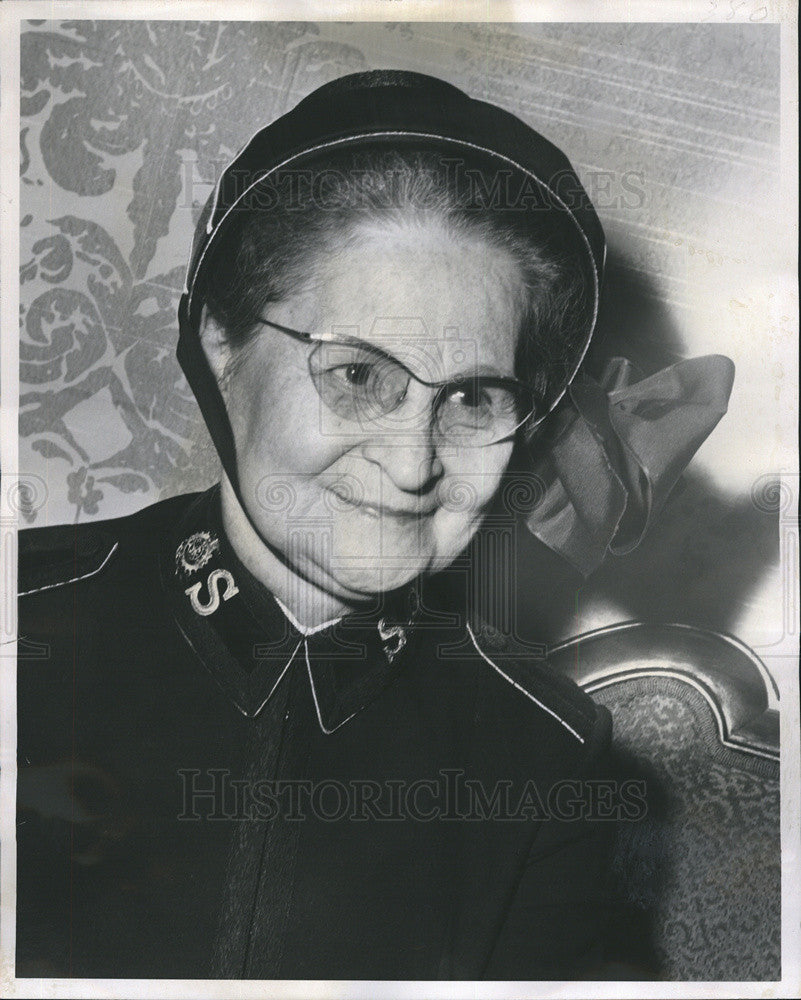 1965 Press Photo Mrs. Commissioner Holland French, wife of national commander. - Historic Images