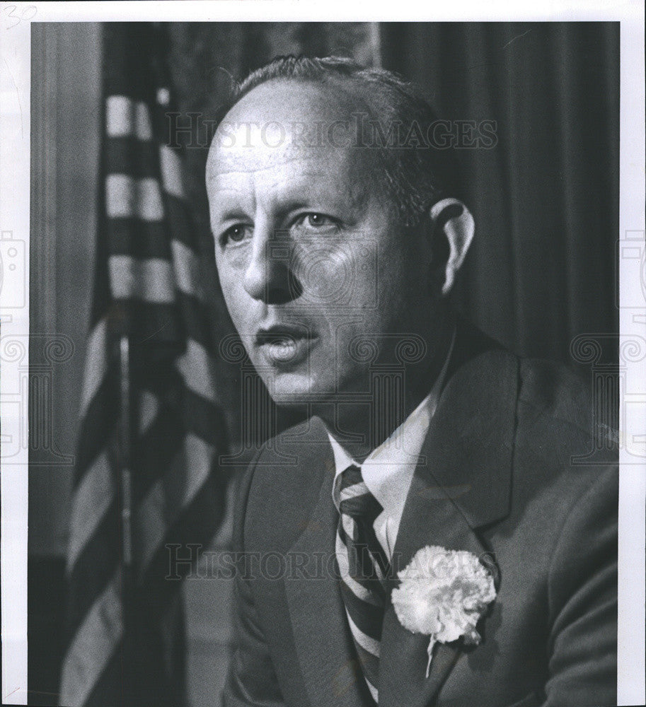 1972 Press Photo Secretary of the Army Robert Froehlke - Historic Images