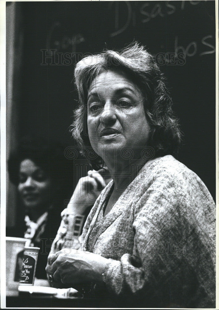 1992 Press Photo American Writer Feminist Betty Friedan &quot;The Feminine Mystique&quot; - Historic Images