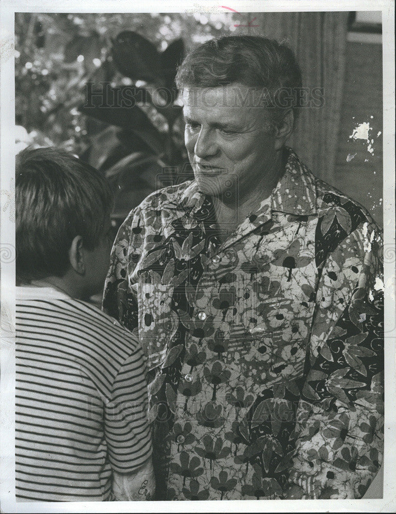 1972 Press Photo Actors Brian Keith And Stephen Hague In &quot;The Little People&quot; - Historic Images