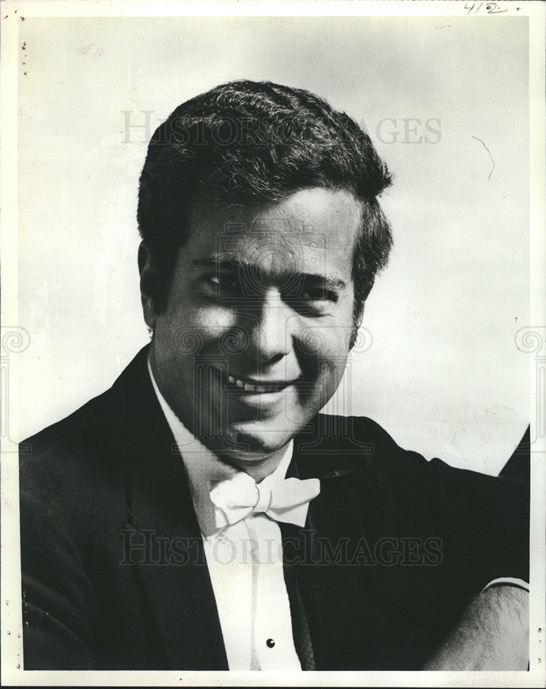 1977 Press Photo Brazilian Pianist Nelson Freire - Historic Images