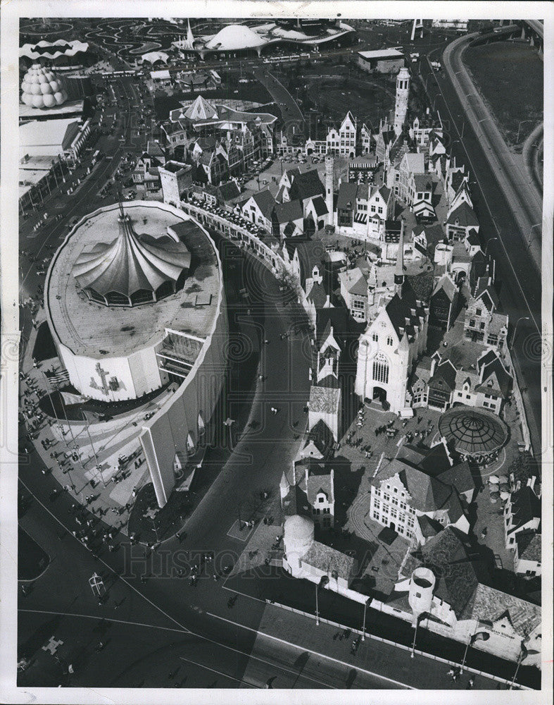 1965 Press Photo Aerial View of New York World&#39;s Fair Quaint Belgian Village - Historic Images