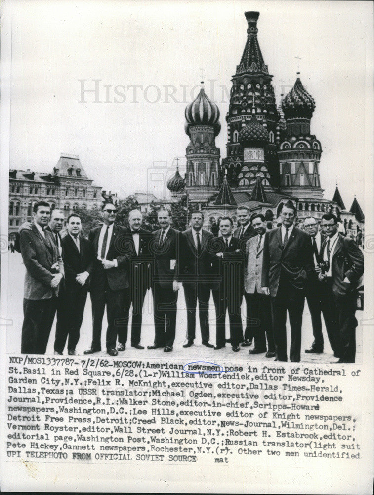 1962 Press Photo Newsmen Pose in Front of St Basil Cathedral Red Square - Historic Images