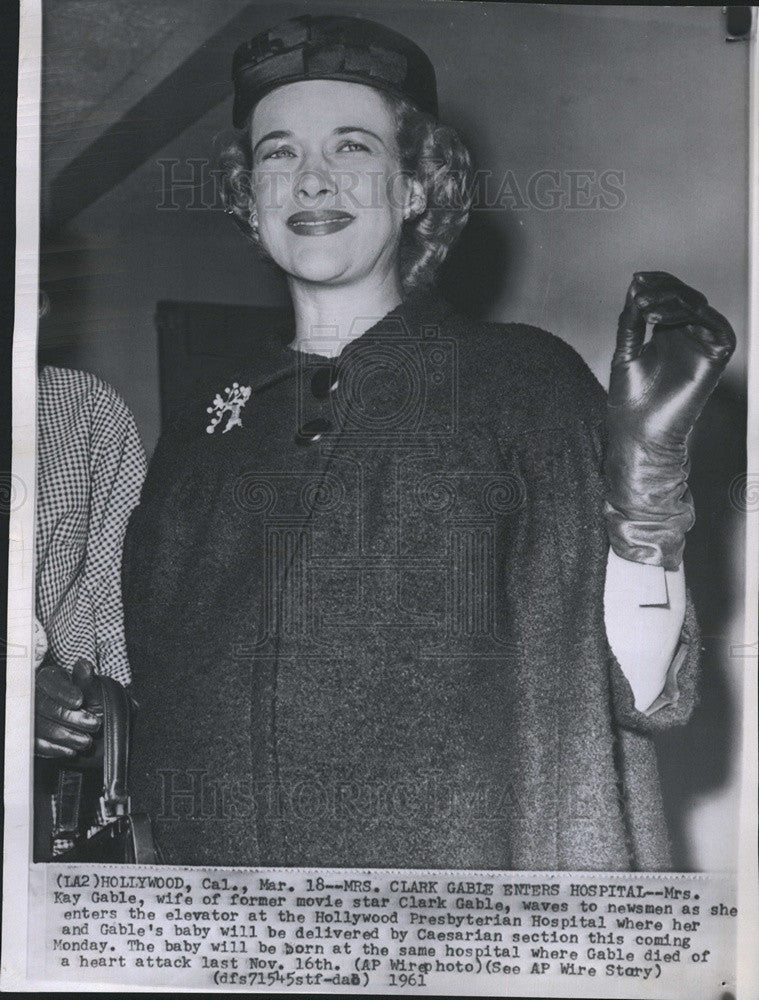 1961 Press Photo Mrs Clark Gable At Hollywood Presbyterian Hospital To Give Brth - Historic Images