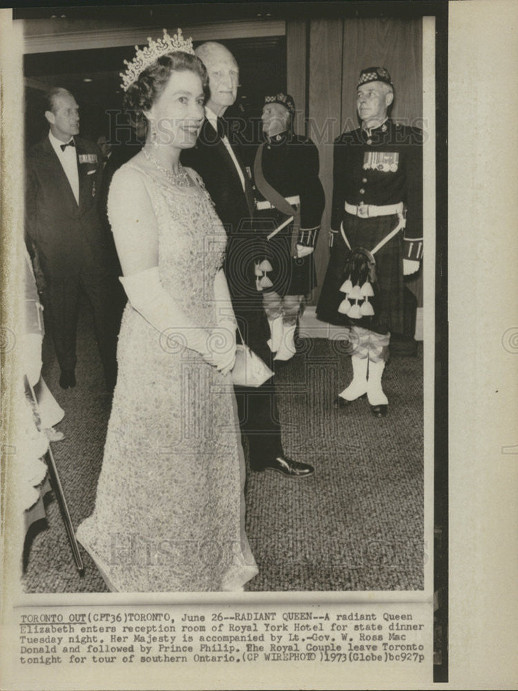 1973 Press Photo QUEEN ELIZABETH II MONARCH SUPREME GOVERNOR CHURCH ENGLAND - Historic Images