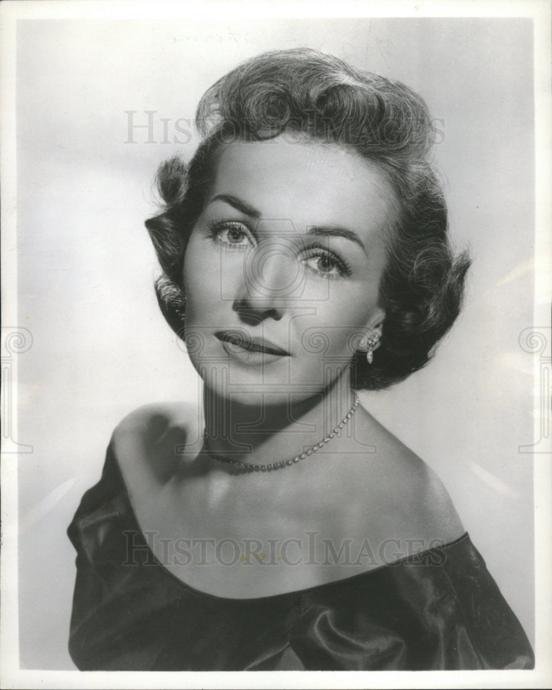 1958 Press Photo Catherine McLeod,actress - Historic Images
