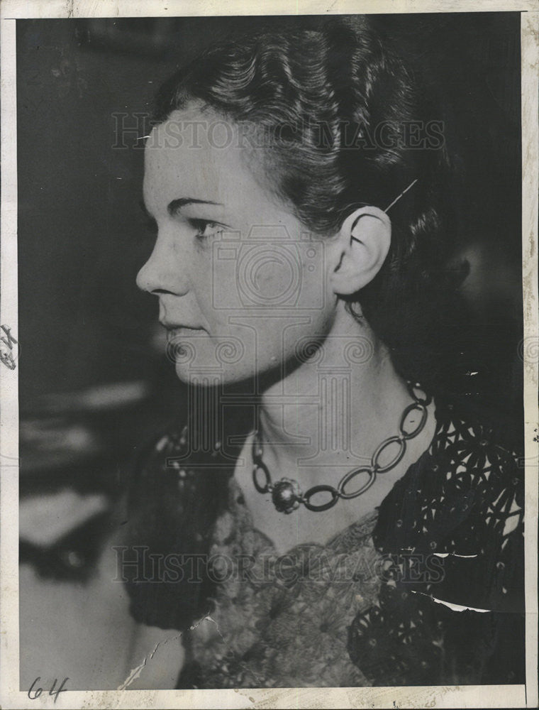 1933 Press Photo Dr Catherine Wynekoop Side Shot Killed Sons Wife Rheta - Historic Images