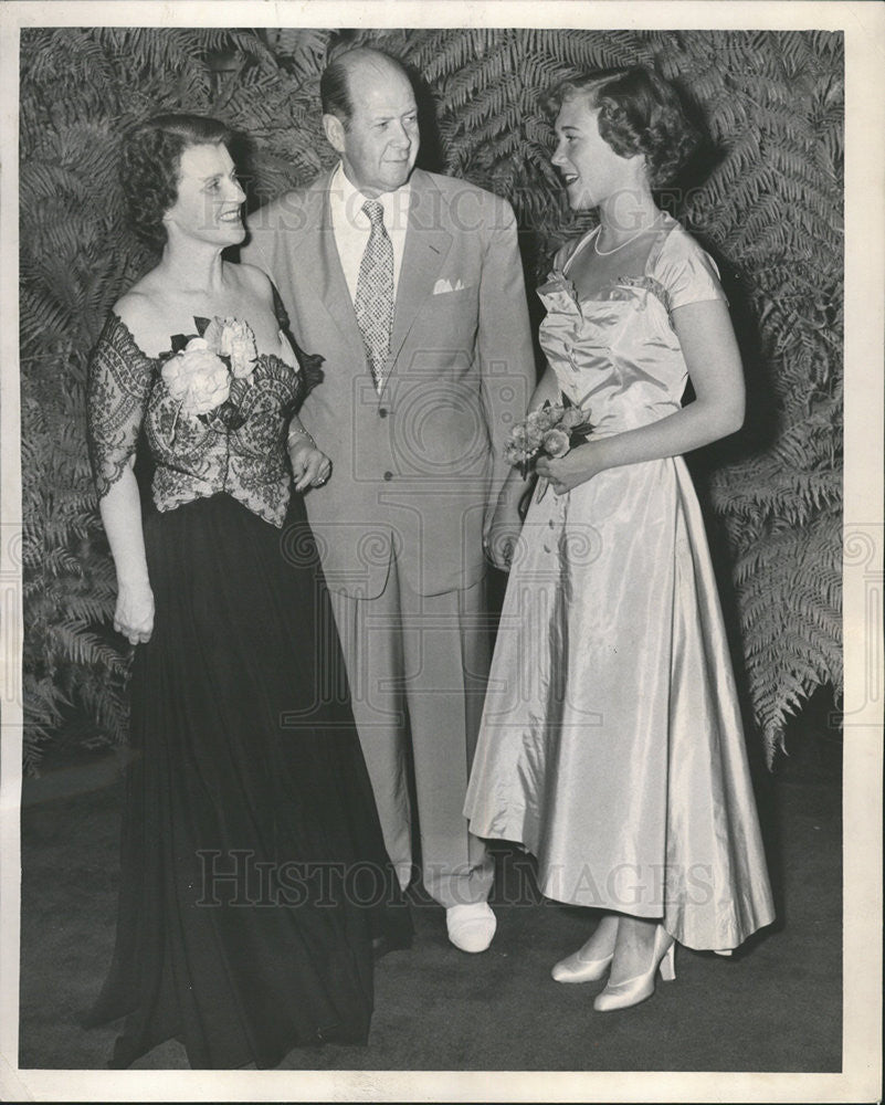 1950 Press Photo Mr &amp;Mrs Robert Cantwell Jr,Anne Cantwell - Historic Images