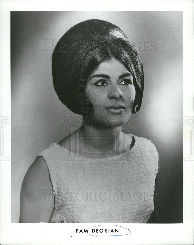 1967 Press Photo singer Pam Deorian - Historic Images