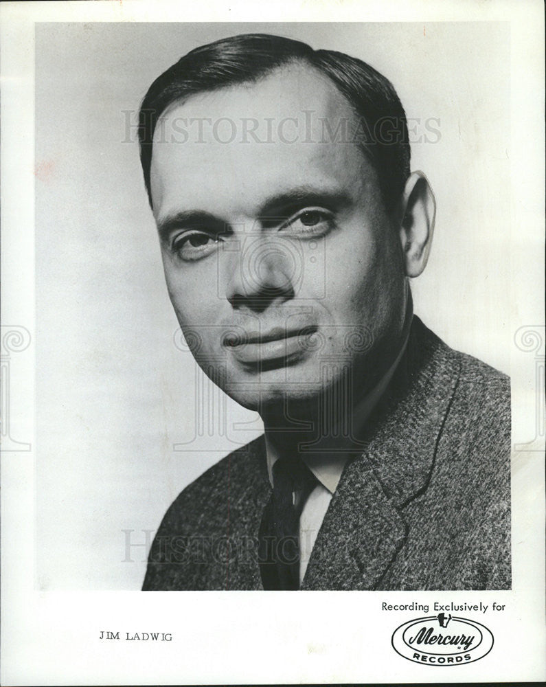 1965 Press Photo Jim Ladwig Executive Art Director Advertising Mercury Records - Historic Images